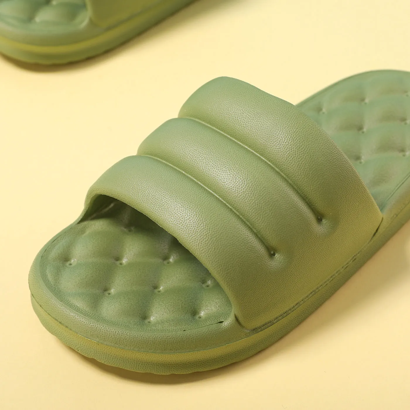 Mute EVA Sofa Slides Women Thick Sole Soft Indoor Slippers Women Anti-slip Sandals Men Summer Platform Women Shoes Bath