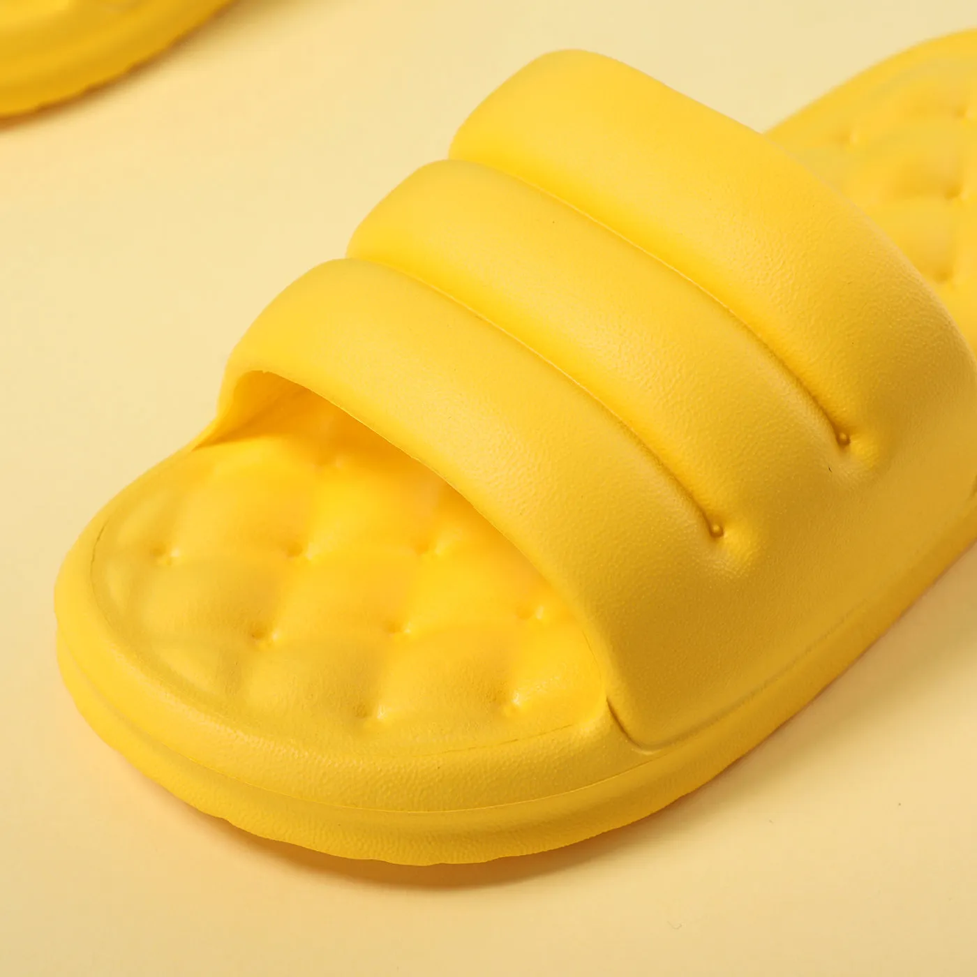 Mute EVA Sofa Slides Women Thick Sole Soft Indoor Slippers Women Anti-slip Sandals Men Summer Platform Women Shoes Bath